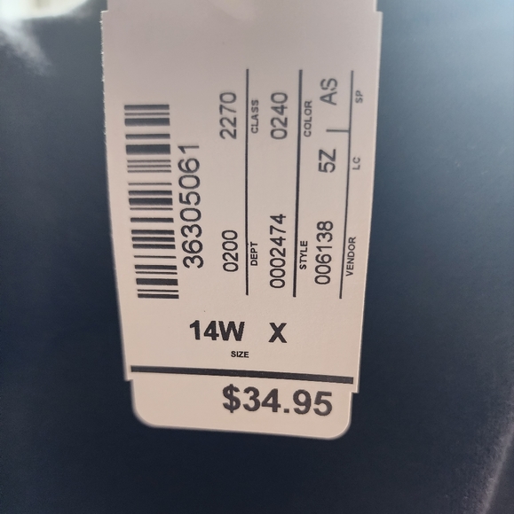 CJ Banks Sweater Vest Black Red & Silver Metallic Stripes Size 14W NWT - Picture 2 of 6